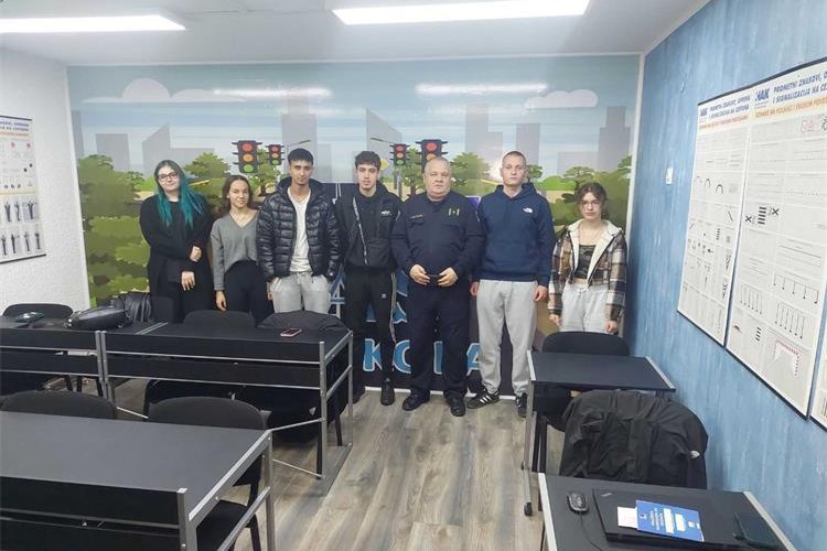 Slika /2025/Prevencija/GAS i jurak.jpg